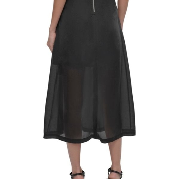 NWT DKNY
Organza Zip-Front Cargo Midi Skirt - Picture 3 of 3